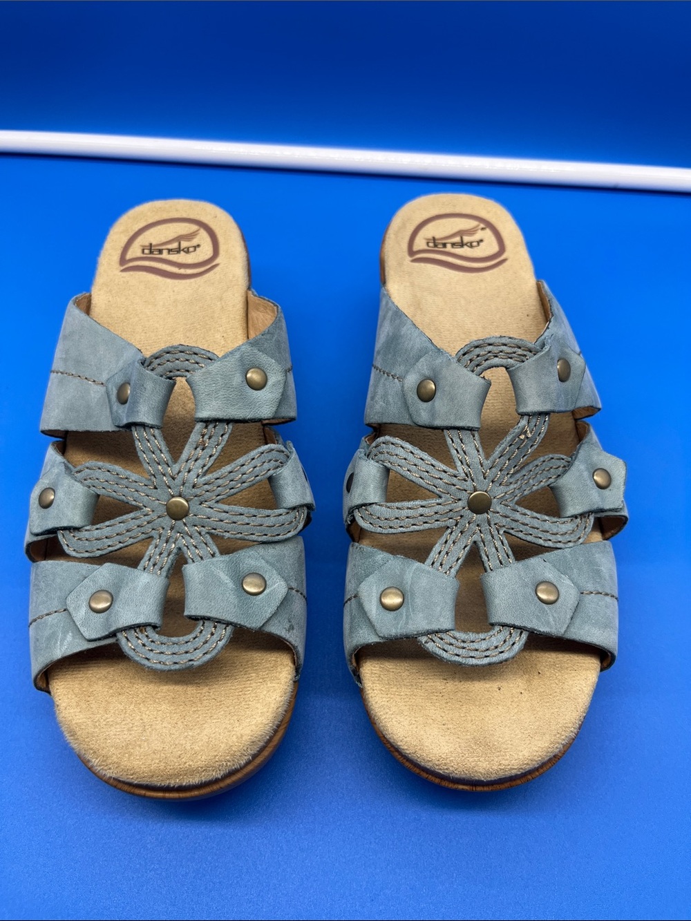 Dansko Serena Light Blue Leather Slides Clogs Size 37 (US 6.5-7)